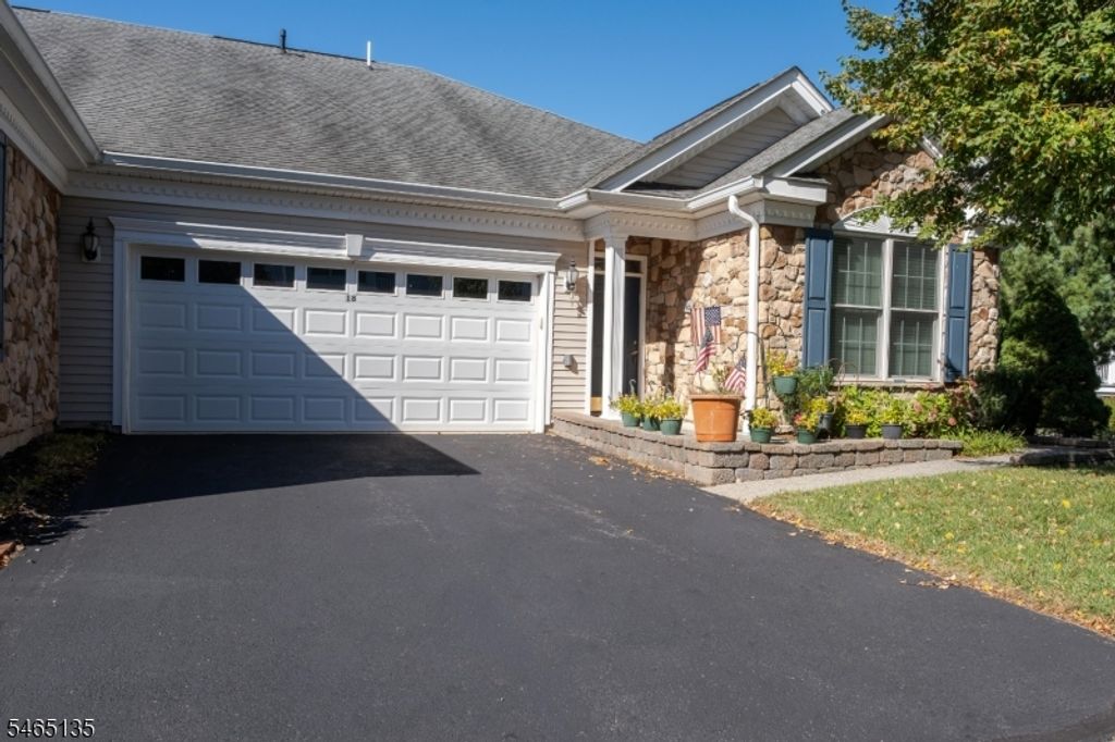 18 Galena Rd 3012, Woodland Park, NJ 07424 — photo 2