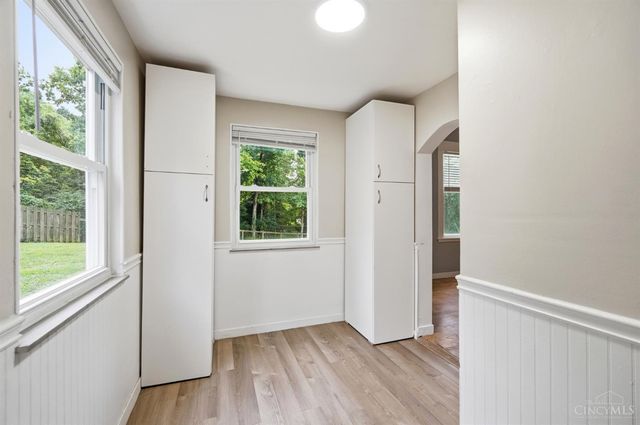6184 Hillside Avenue, Cincinnati, OH 45233
