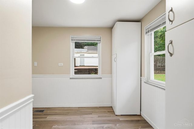 6184 Hillside Avenue, Cincinnati, OH 45233