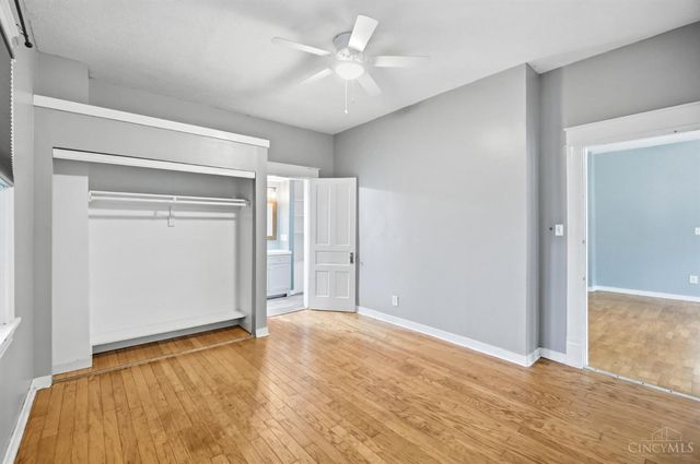 6184 Hillside Avenue, Cincinnati, OH 45233