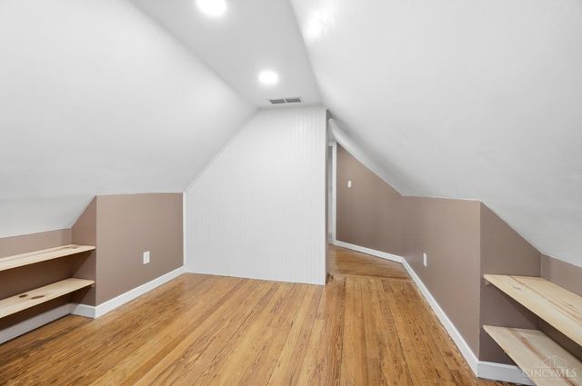 6184 Hillside Avenue, Cincinnati, OH 45233