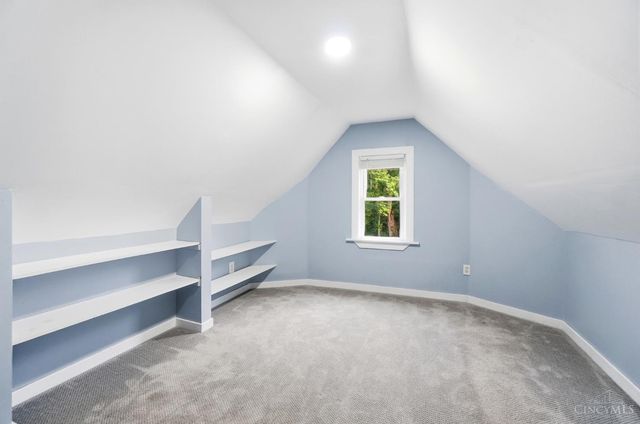 6184 Hillside Avenue, Cincinnati, OH 45233