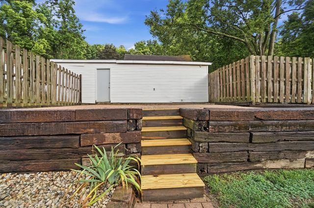 6184 Hillside Avenue, Cincinnati, OH 45233