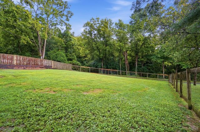 6184 Hillside Avenue, Cincinnati, OH 45233
