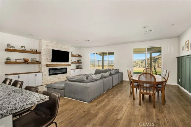 20996 Mountain Gate Drive, Riverside, CA 92507