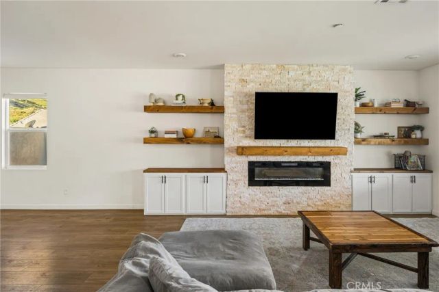 20996 Mountain Gate Drive, Riverside, CA 92507