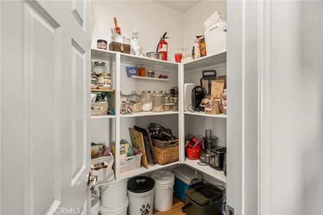20996 Mountain Gate Drive, Riverside, CA 92507