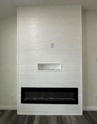 1008 Gonzales St, Cuero, TX 77954