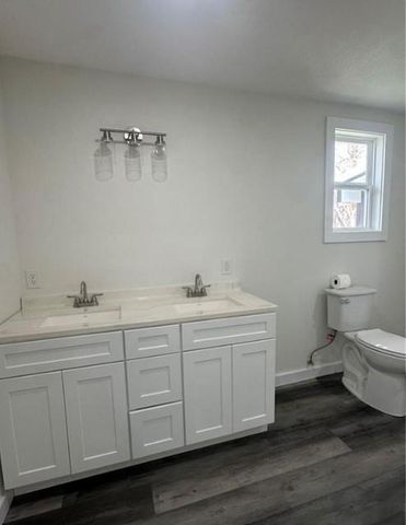 1008 Gonzales St, Cuero, TX 77954