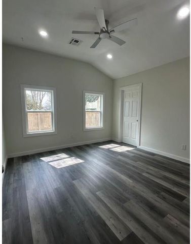 1008 Gonzales St, Cuero, TX 77954