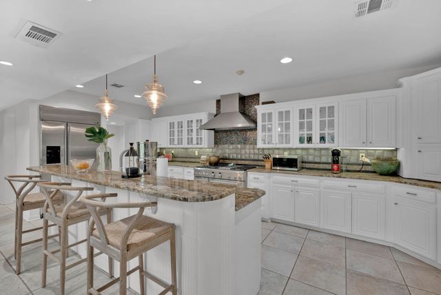 734 Chinquapin Drive, Shreveport, LA 71106