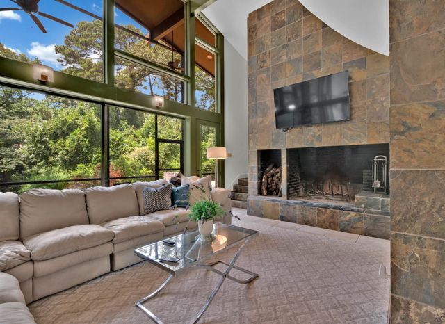 734 Chinquapin Drive, Shreveport, LA 71106