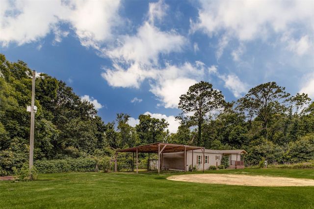 1801 Wallisville Road, Liberty, TX 77575