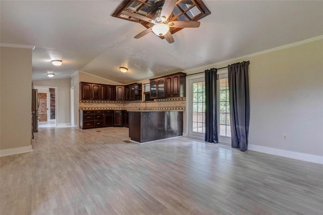 1801 Wallisville Road, Liberty, TX 77575
