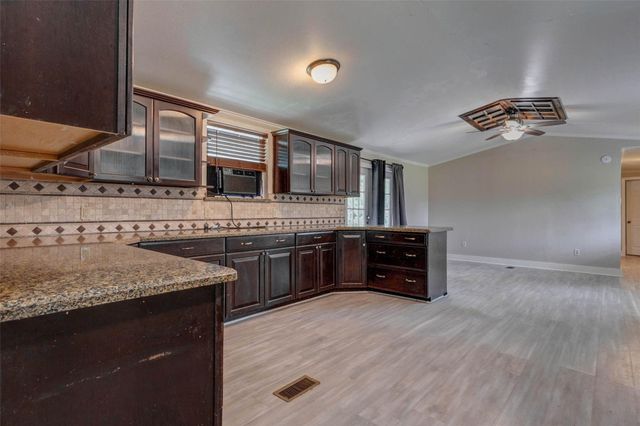 1801 Wallisville Road, Liberty, TX 77575