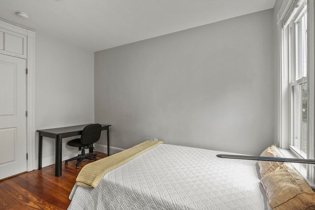 139 Adams St. 3, Waltham, MA 02453