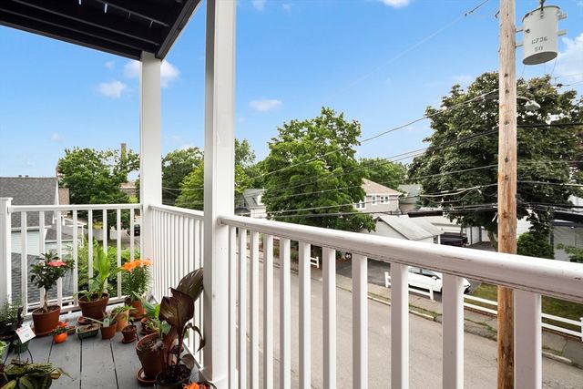 139 Adams St. 3, Waltham, MA 02453