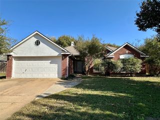 2112 Carriage Hill, Denton, TX 76207