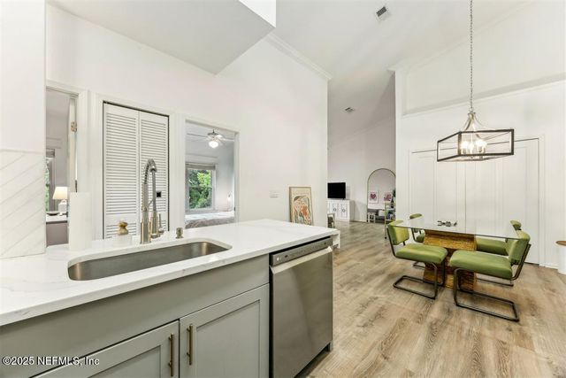 1601 NECTARINE Street I5, Fernandina Beach, FL 32034
