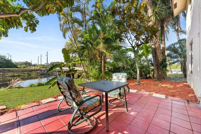 23490 Lyons Road 605, Boca Raton, FL 33428