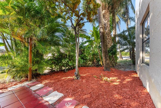23490 Lyons Road 605, Boca Raton, FL 33428