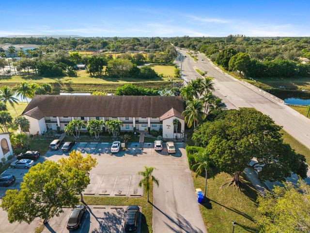 23490 Lyons Road 605, Boca Raton, FL 33428