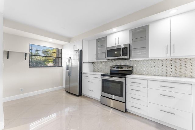 23490 Lyons Road 605, Boca Raton, FL 33428