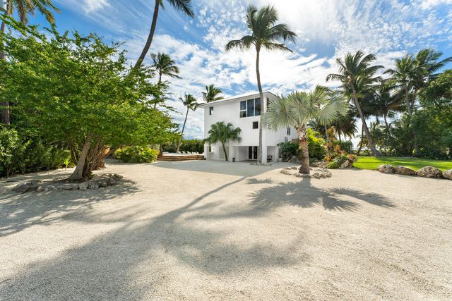 83407 Old Highway, Upper Matecumbe Key Islamorada, FL 33036