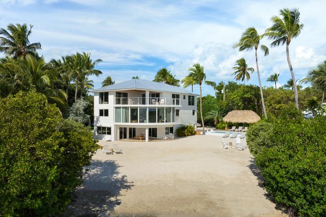 83407 Old Highway, Upper Matecumbe Key Islamorada, FL 33036