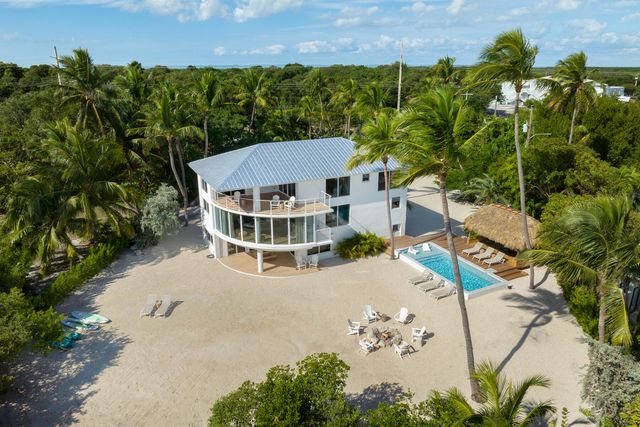 83407 Old Highway, Upper Matecumbe Key Islamorada, FL 33036