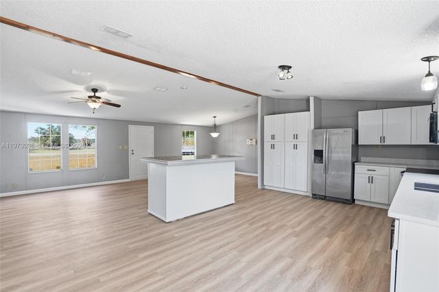 1446 seminole ave, Other City - In The State Of Florida, FL 33935