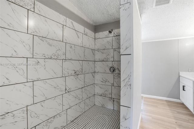 1446 seminole ave, Other City - In The State Of Florida, FL 33935