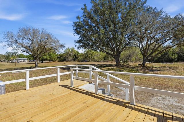 1446 seminole ave, Other City - In The State Of Florida, FL 33935