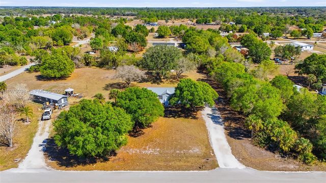 1446 seminole ave, Other City - In The State Of Florida, FL 33935