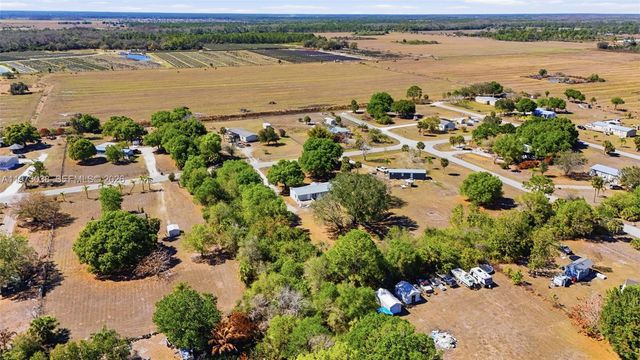 1446 seminole ave, Other City - In The State Of Florida, FL 33935