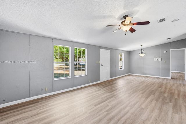 1446 seminole ave, Other City - In The State Of Florida, FL 33935