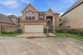 8011 Oakwood Bend Drive, Houston, TX 77040