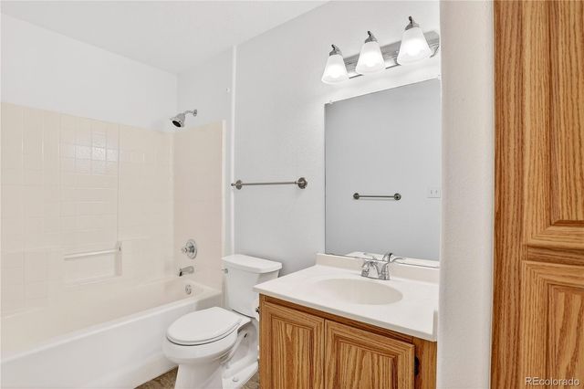 3727 Cactus Creek Court 103, Highlands Ranch, CO 80126