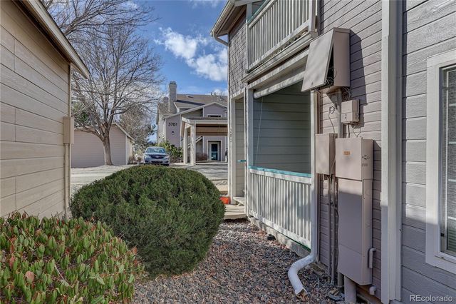3727 Cactus Creek Court 103, Highlands Ranch, CO 80126