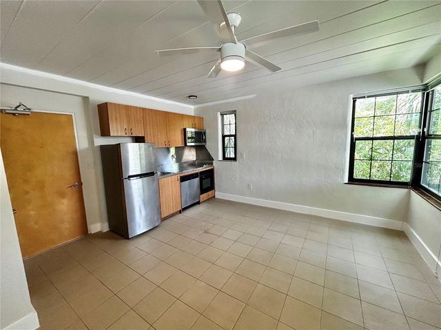 844 5TH AVENUE S 1, St Petersburg, FL 33701