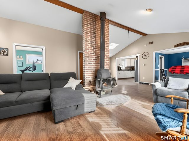 156 Back Rimmon Road, Beacon Falls, CT 06403