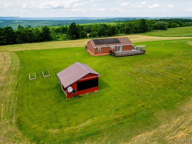 264 Hallenneck Rd, Warren, NY 13407