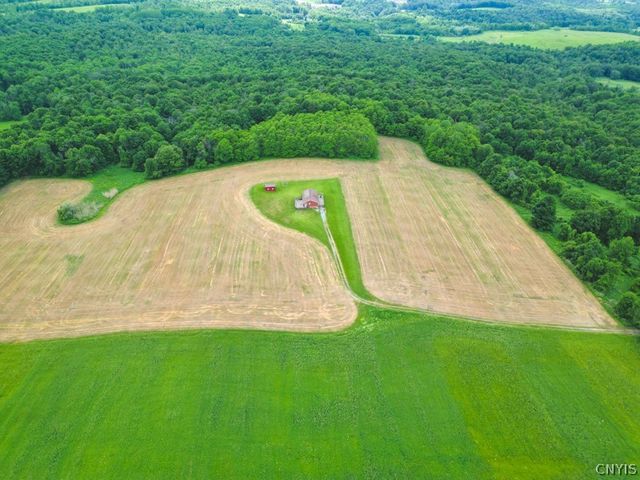 264 Hallenneck Rd, Warren, NY 13407