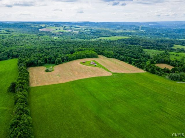 264 Hallenneck Rd, Warren, NY 13407