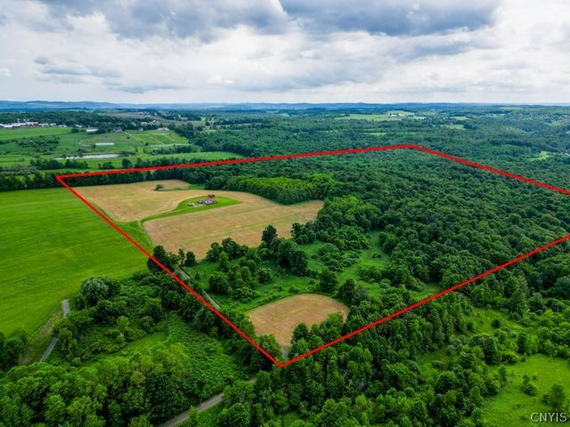264 Hallenneck Rd, Warren, NY 13407