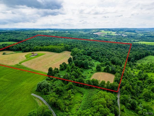264 Hallenneck Rd, Warren, NY 13407