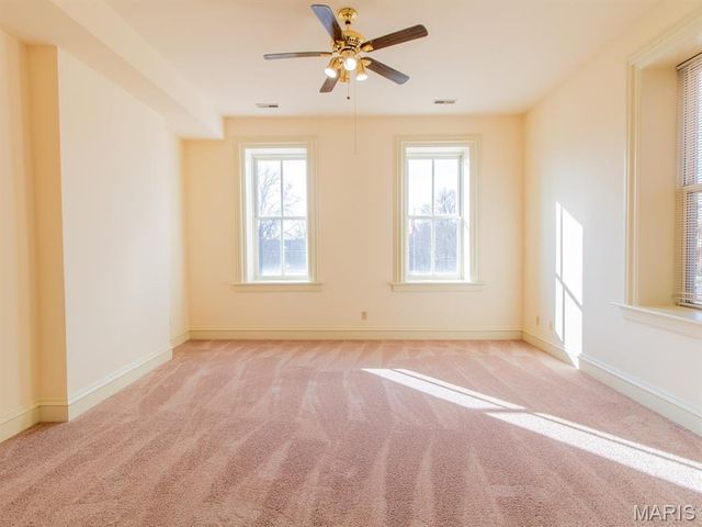 915 Ann Avenue, St Louis, MO 63104