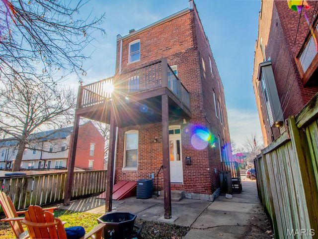 915 Ann Avenue, St Louis, MO 63104