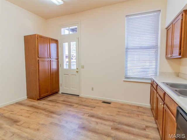 915 Ann Avenue, St Louis, MO 63104