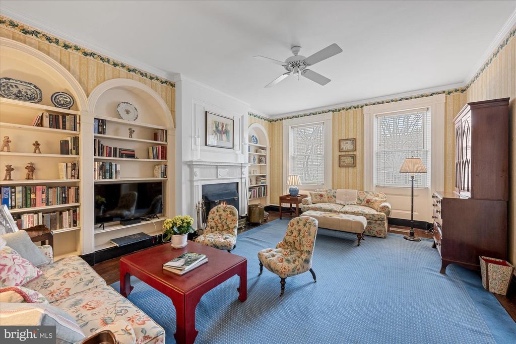 Image 20 of property listing at 2805 P ST NW, Washington, DC 20007